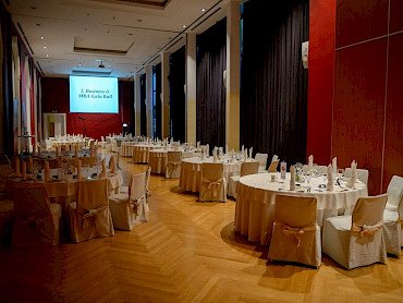 2. Poslovni in MBA gala ples