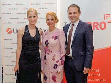 Daniela Bervar Kotolenko, Business Intelligence Center / Melanie Seier Larsen, The Boston Consulting Group / Tomislav Čorak, The Boston Consulting Group