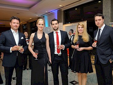 Nikola Maslovarić, Odvetniška pisarna Nikola Maslovaric d.o.o. / Daniela Bervar Kotolenko, Business Intelligence Center / Andraž Kotolenko, NLB d.d. / Karin Birk / Dino Ivan Tot, Media Lab d.o.o.