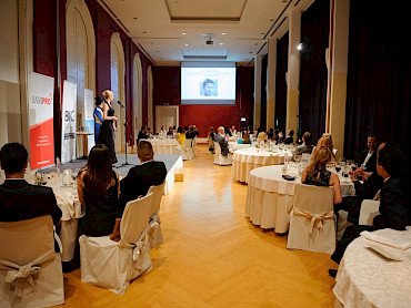 2. Poslovni in MBA gala ples