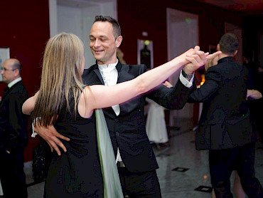 Dunja Valenčič Peroša / Sandi Kovačević, Hotel Cubo