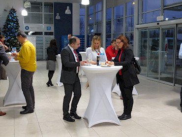 Afterwork drinks s hitrim mreženjem 23. 12. 2016