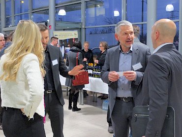 Afterwork drinks s hitrim mreženjem 23. 12. 2016