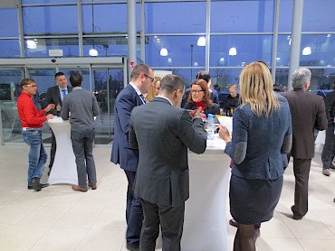 Afterwork drinks s hitrim mreženjem 23. 12. 2016