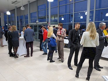Afterwork drinks s hitrim mreženjem 23. 12. 2016