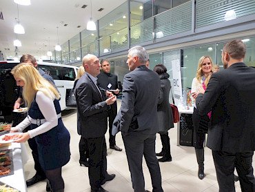 Afterwork drinks s hitrim mreženjem 23. 12. 2016