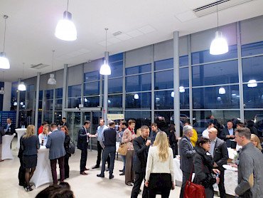 Afterwork drinks s hitrim mreženjem 23. 12. 2016