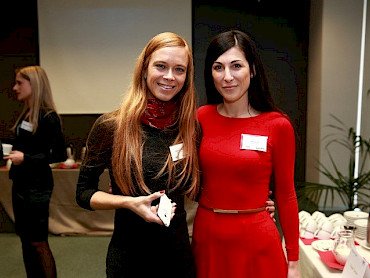 Zala Praprotnik, odnosi z javnostmi, Deloitte d.o.o.;Sanja Savič, vodja Deloitte legal, Deloitte d.o.o.