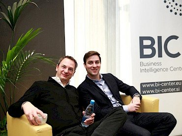 Mark Turrell, ustanovitelj in direktor agencije Orcasci;Robin Weninger, podjetnik