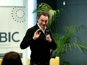 Mark Turrell, ustanovitelj in direktor agencije Orcasci