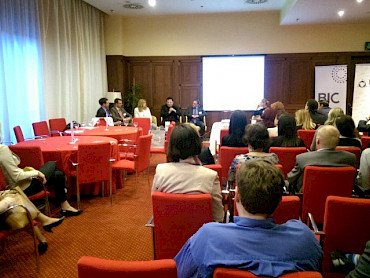 Jure Tomc, JT Business Development Limited / Mladen Mirko Tepuš, Erste Card d.o.o. / Ivana Buzalkov, Tosama d.o.o. / Miloš Čirič, M.Lobos d.o.o. / Oliver Currie, PricewaterhouseCoopers d.o.o. / Daniela Bervar Kotolenko, Business Intelligence Center