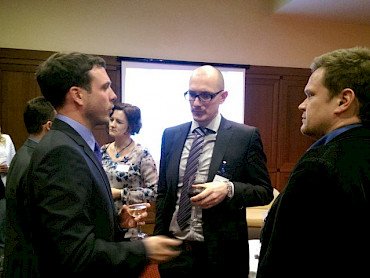 Jure Tomc, JT Business Development Limited / Dejan Podhraški, PricewaterhouseCoopers d.o.o. / Jaka Petrič, Infonet d.d.