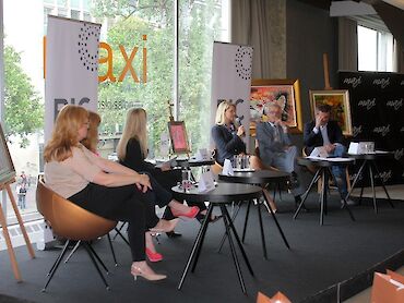 Katja Mihelič, Maximarket / mag. Jana Benčina Henigman, UniCredit Bank / Daniela Bervar Kotolenko, Business Intelligence Center / Saša Zor, Sava Hotels &amp; Resorts / Dr. Risto Angelski, Cardial d.o.o. / Denis Oštir, Pro Plus d.o.o.