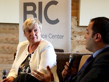 Tuje investicije v Sloveniji