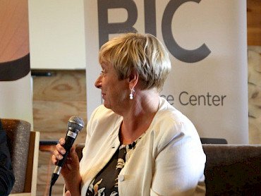 Tuje investicije v Sloveniji