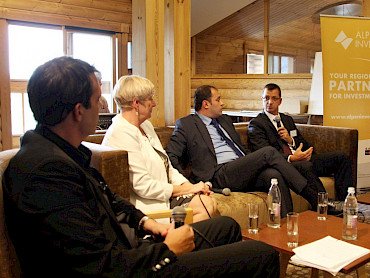 Gertrud Rantzen, Slovensko-nemška gospodarska zbornica / Ugur Yildirim, Alpen Invest / Mladen Mirko Tepuš, Erste Card (Diners club)  Fotograf: Sebastjan Rutart